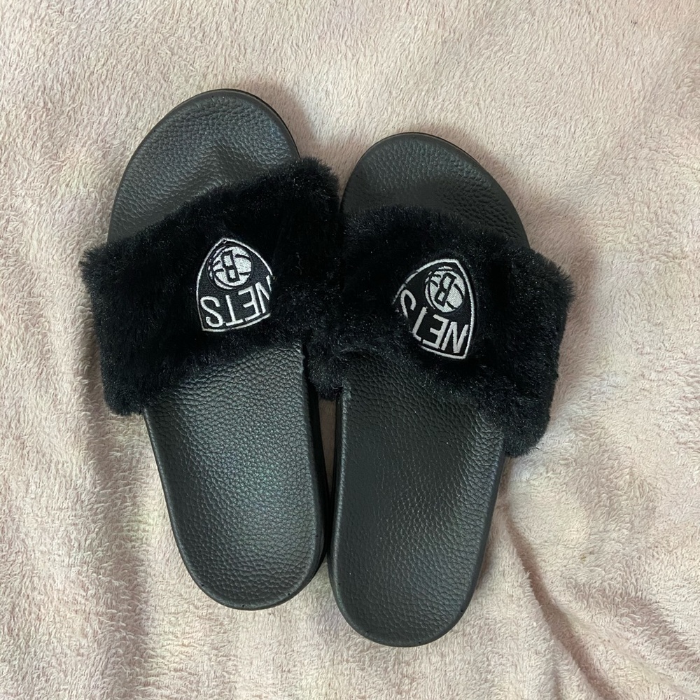 Brooklyn Nets Women’s Slides